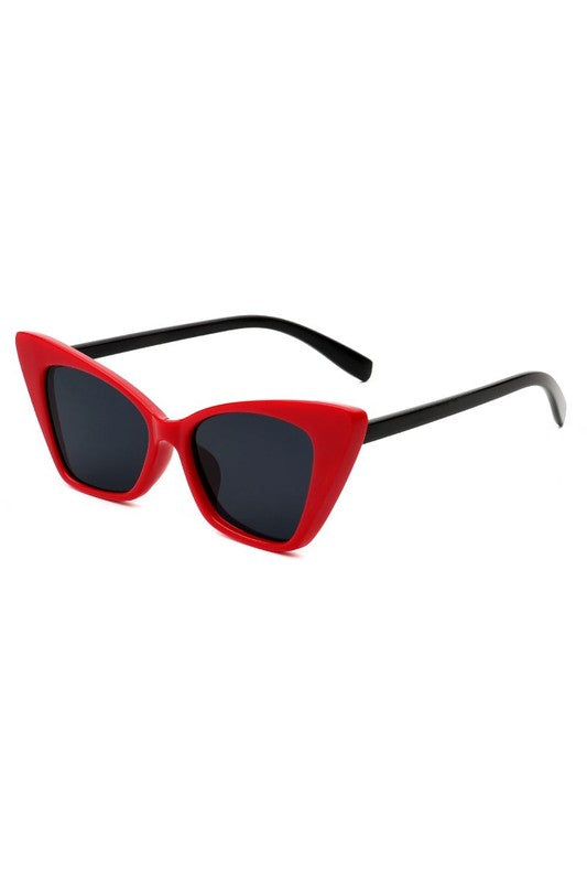 RETRO SQUARE CAT EYE SUNGLASSES