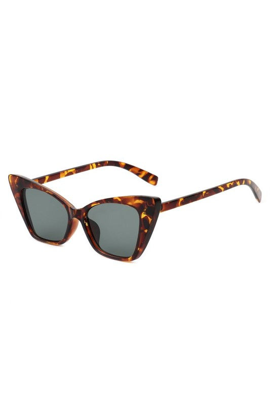 RETRO SQUARE CAT EYE SUNGLASSES