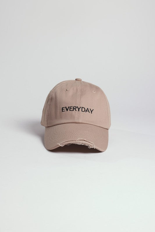 DISTRESSED EVERYDAY EMBROIDERED SNAPBACK CAP