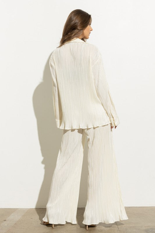 PLEATED BLOUSE PANTS SET