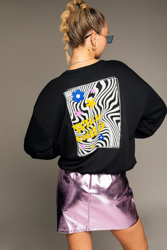 LONG SLEEVE OVERSIZED GRAPHIC TEE