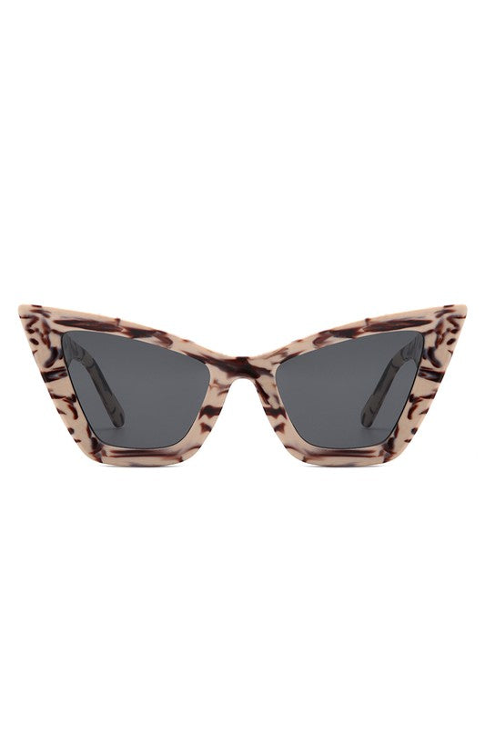 SQUARE RETRO CAT EYE SUNGLASSES