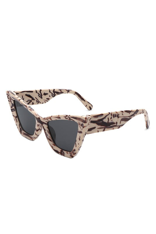 SQUARE RETRO CAT EYE SUNGLASSES